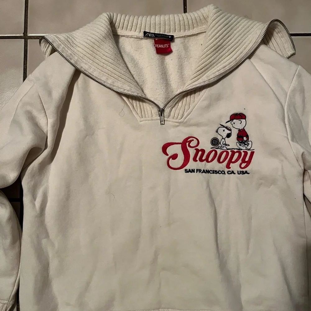 Zara Snoopy pullover Sweater - Picture 3 of 5